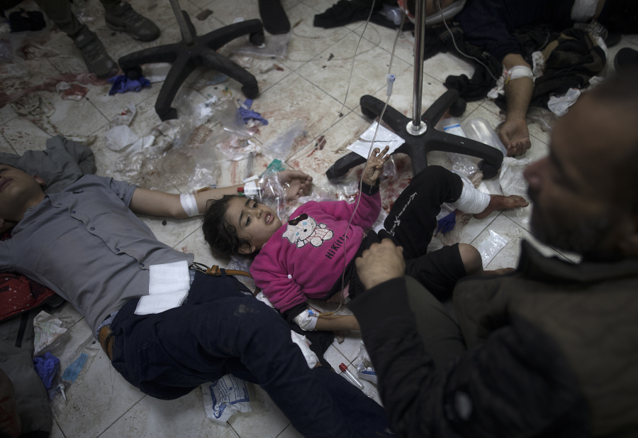 «Προχωράμε στο δεύτερο στάδιο» διαμηνύει το Ισραήλ: Ανηλεές σφυροκόπημα στη νότια Γάζα χωρίς... «ασφαλείς ζώνες»