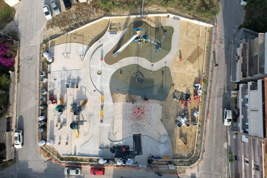 Ηράκλειο: 54χρονος κατέστρεψε νέα παιδική χαρά για να μην... κάνουν φασαρία στη γειτονιά