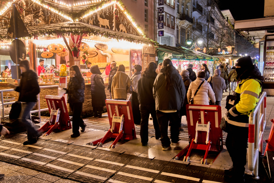 Γερμανία: Επίθεση με μαχαίρι κοντά σε χριστουγεννιάτικη αγορά - Σοβαρά τραυματίας ένας 16χρονος