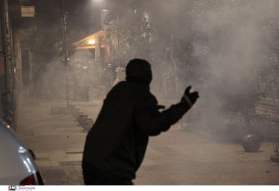 Θεσσαλονίκη: Σοβαρά επεισόδια μεταξύ αντιεξουσιαστών-αστυνομίας στο ΑΠΘ