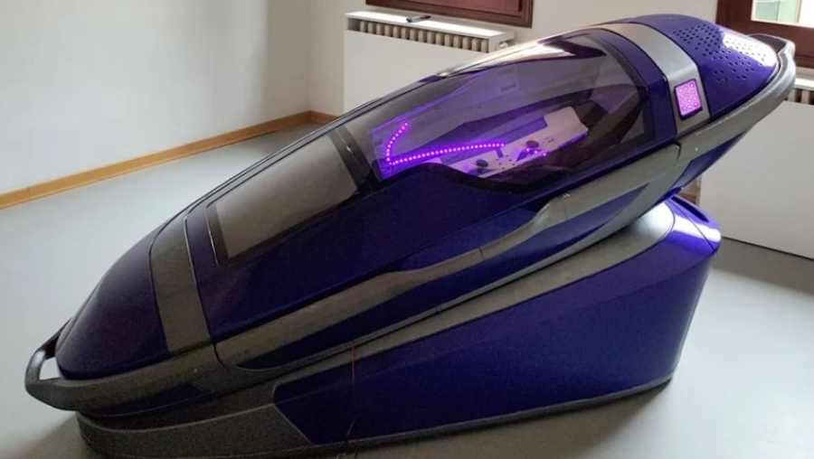 Με σημάδια στραγγαλισμού βρέθηκε η γυναίκα που πέθανε μέσα στην κάψουλα αυτοκτονίας «Sarco»