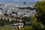 Airbnb: Πως η ΑΑΔΕ θα εντοπίζει όσους δεν δηλώνουν τα εισοδήματα από την πλατφόρμα