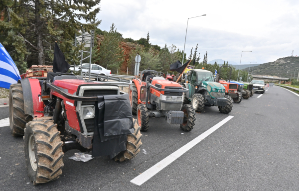 Aγρότες: Θα απαντήσουν μετά τις κυβερνητικές εξαγγελίες της Τετάρτης