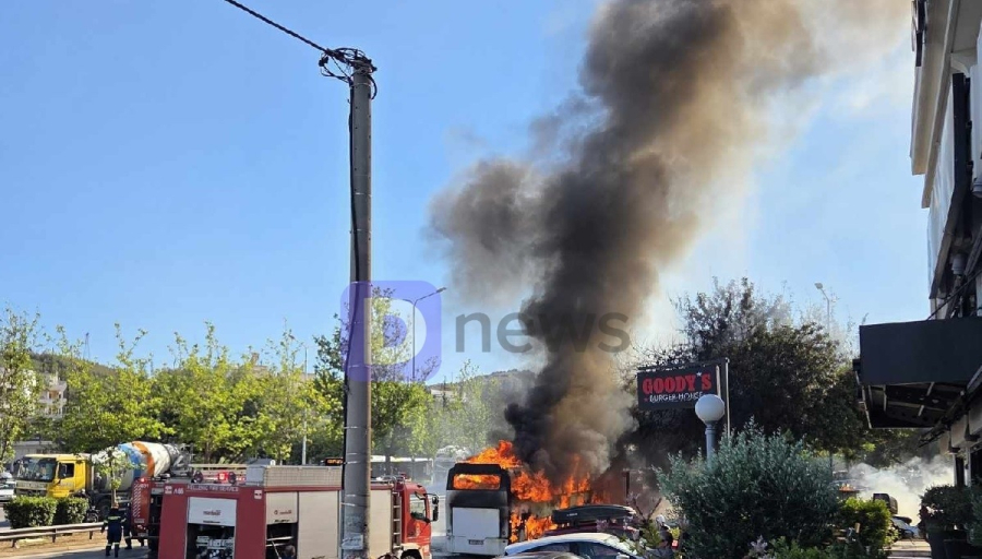 Χαϊδάρι: Φωτιά τώρα σε πούλμαν - Διακοπή κυκλοφορίας στη Λεωφόρο Αθηνών