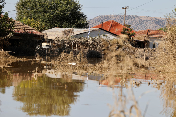 Νέα κακοκαιρία: Πρόβλεψη Καλλιάνου για... τόνους βροχής στη Θεσσαλία - Κόκκινος συναγερμός στην Πολιτική Προστασία