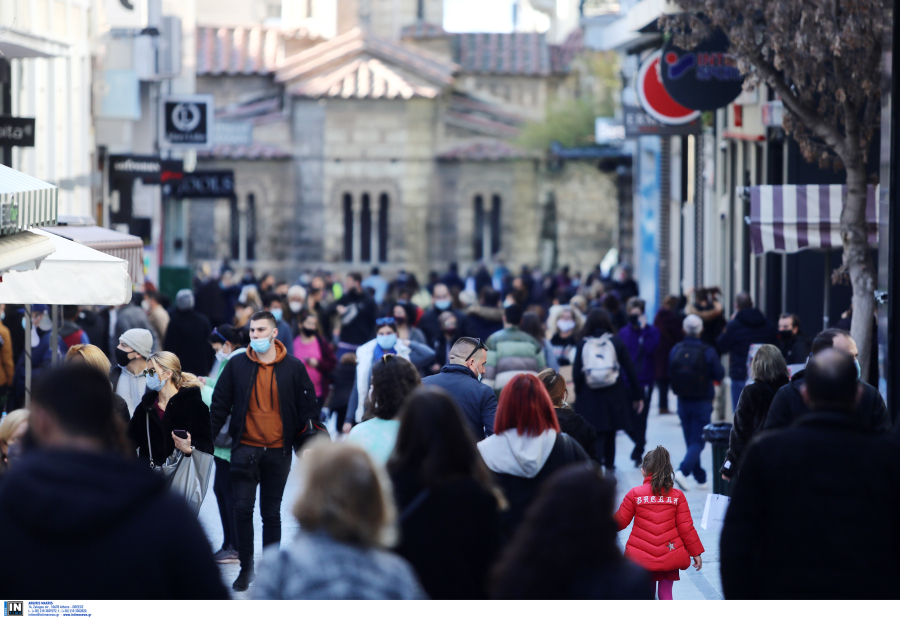 Ανοιχτά τα καταστήματα σήμερα, τί αναμένουν οι έμποροι η «μάχη» των τιμών