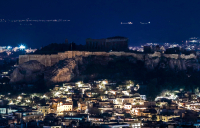 Ώρα της Γης 2025: Η στιγμή που σβήνουν τα φώτα στην Ακρόπολη (εικόνες &amp; βίντεο)