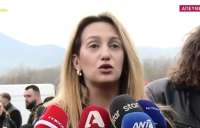 Συγκλονίζει φίλη θύματος στα Τέμπη: «Είμαστε με ψυχοφάρμακα και αντικαταθλιπτικά»