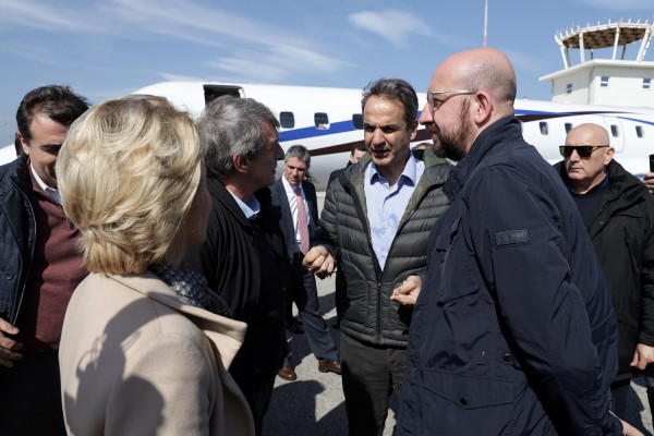 Εφτασε στην Ελλάδα η ηγεσία της ΕΕ - Πέταξαν με ελικόπτερο πάνω από τα σύνορα του 'Εβρου