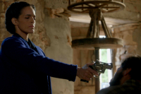 Άγιος Έρωτας: Η Καλλιόπη απειλεί με όπλο τον Γεράσιμο - Όσα θα δούμε στο σημερινό επεισόδιο (Βίντεο)