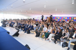 Ουσιαστικός διάλογος για την προστασία των παικτών και την πάταξη του παράνομου τζόγου στην Ημερίδα Υπευθύνου Παιχνιδιού