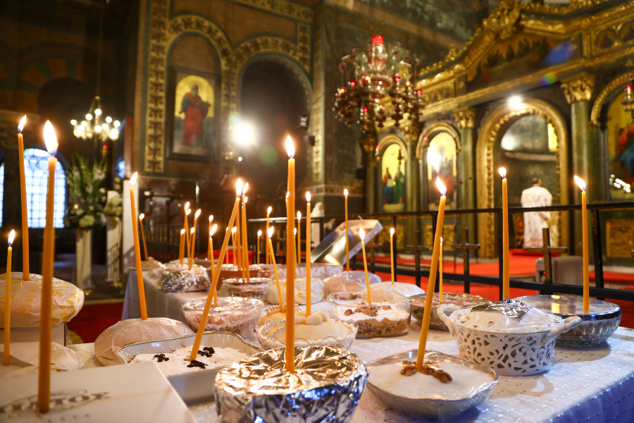 Ψυχοσάββατο 2025: Πότε πάμε τα κόλλυβα στην εκκλησία - Πώς τιμάμε τους νεκρούς