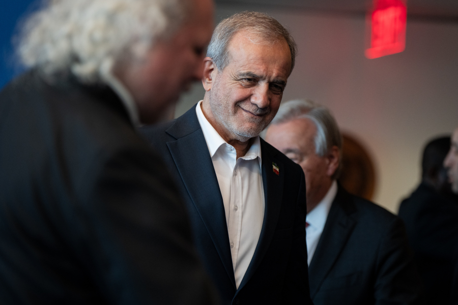 Απάντηση Πεζεσκιάν σε Τραμπ: Στο Ιράν δεν υπάρχουν σκληροπυρηνικοί και μετριοπαθείς, αλλά «επαναστάτες»