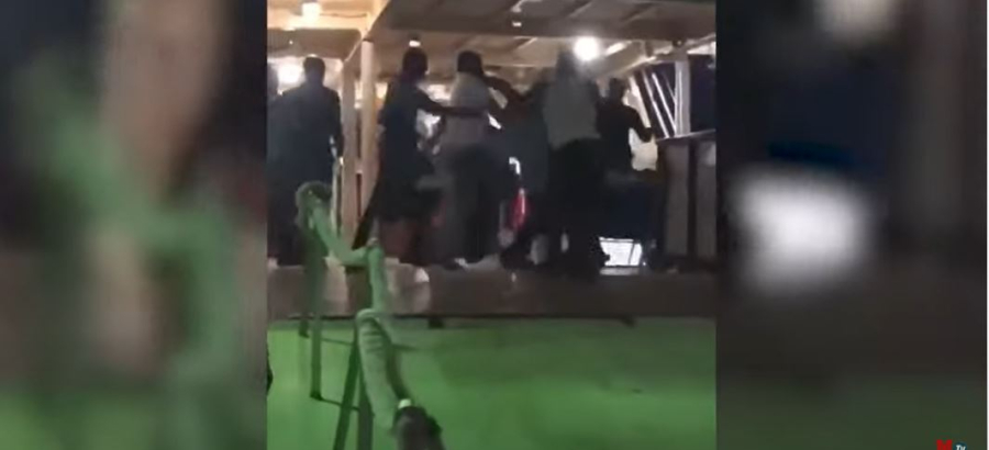 Συγκλονιστικό βίντεο: Ξυλοκόπησαν άγρια παγκόσμιο πρωταθλητή