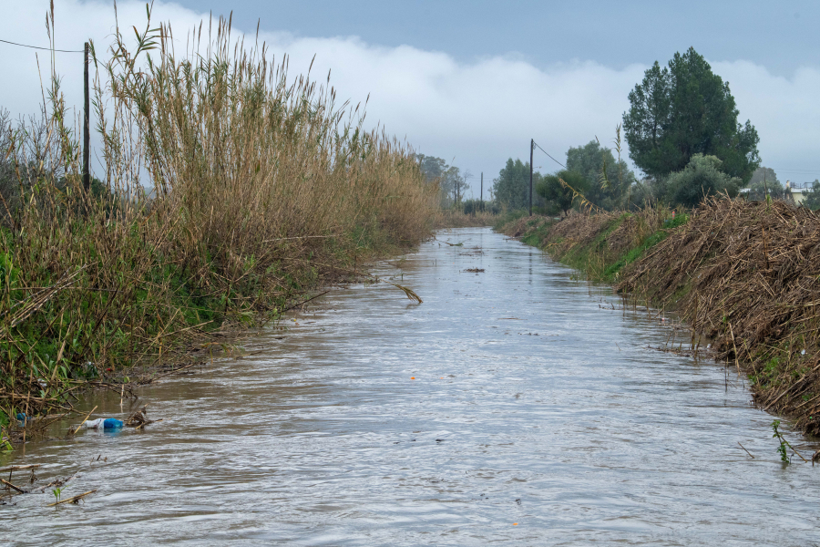 Διδυμότειχο: Ξεπέρασε το όριο η στάθμη του νερού στο Πύθιο - Συστάσεις στους κατοίκους για αποφυγή περιοχών