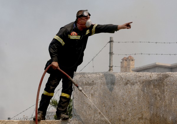 Χαλκιδική: Υπό έλεγχο οι πυρκαγιές στη Σιθωνία