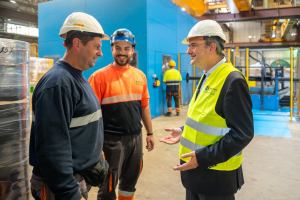 Χατζηδάκης από Κόρινθο: «Υπάρχουν ελληνικές βιομηχανίες που θα τις ζήλευαν ακόμα και οι πιο προηγμένες χώρες του κόσμου!»