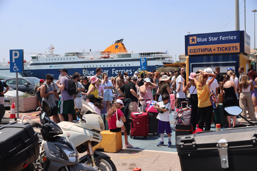 Τα δρομολόγια πλοίων που ακυρώνονται - Φεύγουν πλοία για Κυκλάδες