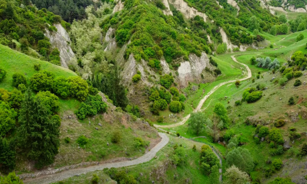 Η άγνωστη καστροπολιτεία της Ελλάδας με τα δύο φαράγγια