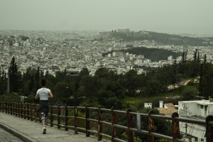 Οι μεγάλες προκλήσεις για την ελληνική οικονομία το 2025