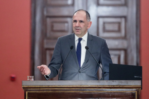 Γεραπετρίτης στο Φόρουμ «Manama Dialogue»: Η Ελλάδα έχει διπλωματική ισχύ, βρίσκεται σε οικονομική ευμάρεια