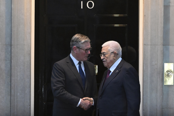 Η Βρετανία αναγνωρίζει το κράτος της Παλαιστίνης