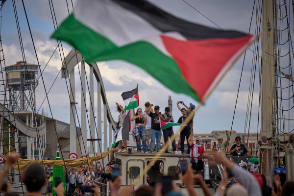 Από τη Σύρο σαλπάρει το ελληνικό σκάφος για τη Γάζα - Ανησυχία για τη στάση του Ισραήλ