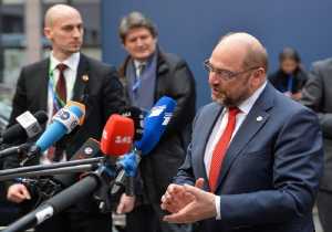 Γερμανία: Πλησιάζει τη Μέρκελ το SPD του Σουλτς, τρίτη δύναμη η Αριστερά