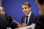 Handelsblatt: Γιατί ο Μητσοτάκης μπορεί να αντικαταστήσει τον Τσίπρα