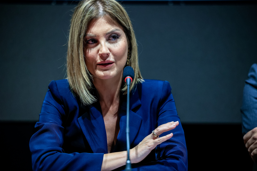 Γιατί «πυροβολούν» τη Ράνια Τζίμα;