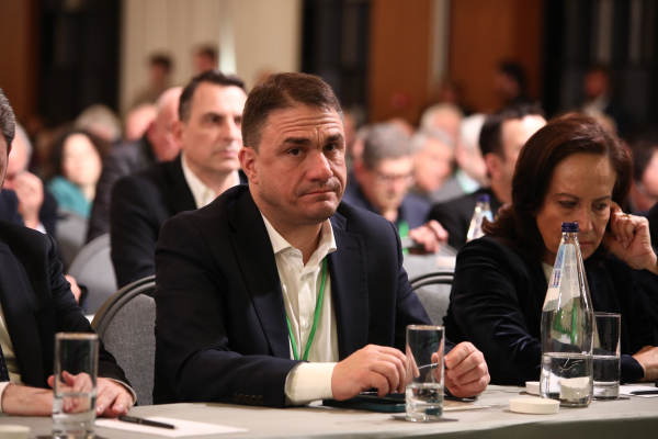 Τσουκαλάς: Προσπαθούν να δείξουν εικόνα κρίσης του ΠΑΣΟΚ, άλλα κόμματα έχουν πρόβλημα