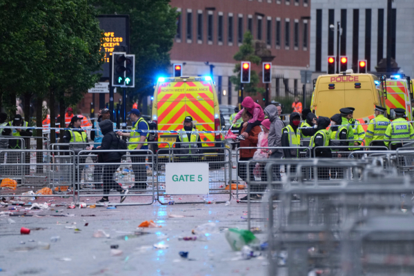 Στάρμερ: Φρικτές οι σκηνές στο Λίβερπουλ (Βίντεο)