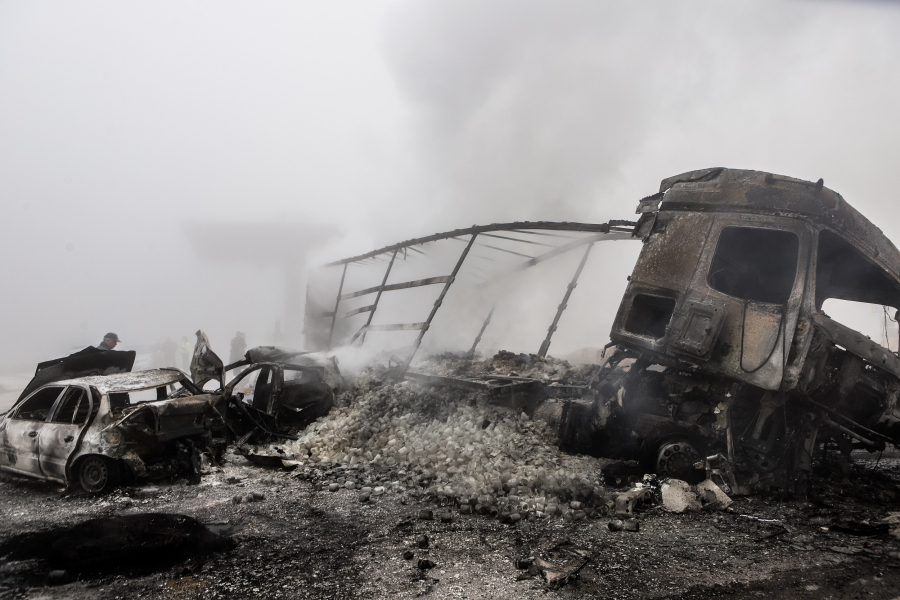 Φονικό τροχαίο στην Κοζάνη: Σαν βομβαρδισμένο τοπίο τα διόδια στην Εγνατία - Συγκλονίζουν οι φωτογραφίες