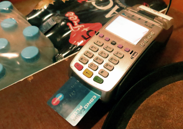 Και επίσημα παράταση στη διασύνδεση POS - ταμειακών μηχανών