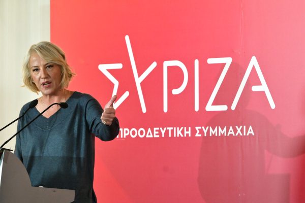 Δούρου: Στεκόμαστε στο πλευρό των λιμενεργατών που διεκδικούν αξιοπρέπεια