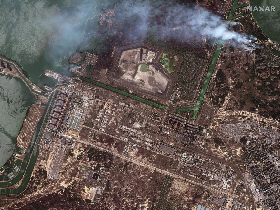 Ανησυχία για «πυρηνικό όλεθρο» στη Ζαπορίζια: Δορυφορικές φωτογραφίες αποκαλύπτουν τρύπες στο εργοστάσιο (εικόνες)