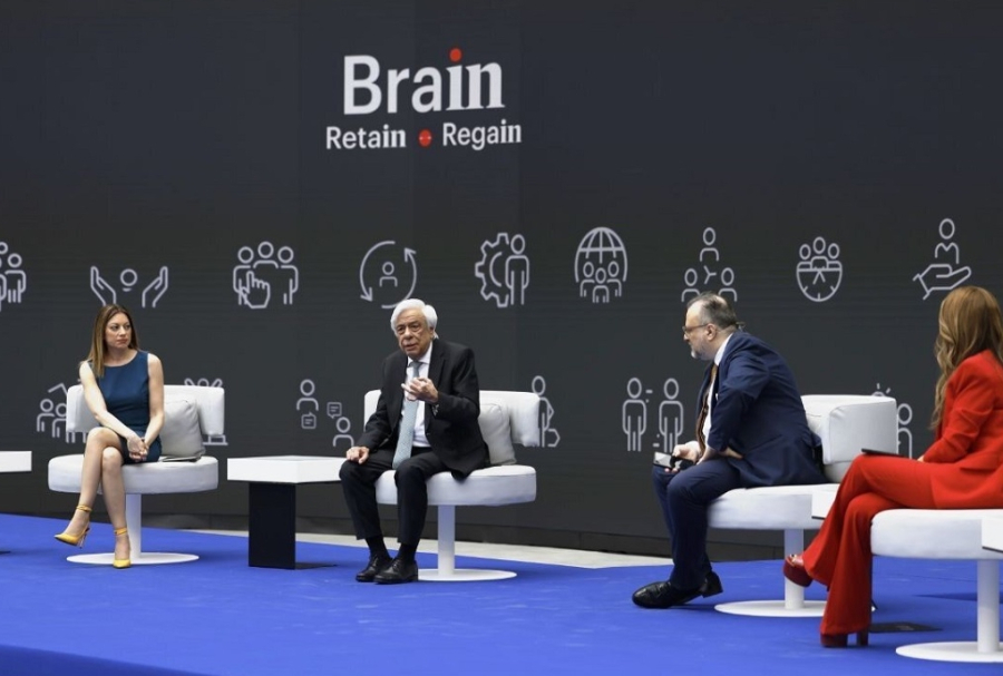 Πρ. Παυλόπουλος για Brain Regain: Το παραγωγικό μοντέλο της χώρας δεν έχει καμία βιωσιμότητα