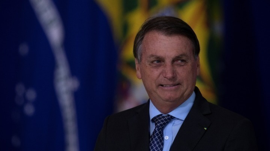 Ο Μπολσονάρου και η σύζυγός του αντιμέτωποι με την αστυνομία για το σκάνδαλο των κοσμημάτων