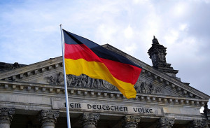 «Στον πάγο» βάζει η Γερμανία τις πολεμικές αποζημιώσεις προς την Ελλάδα - Το θέμα «έχει τυπικά απαντηθεί»