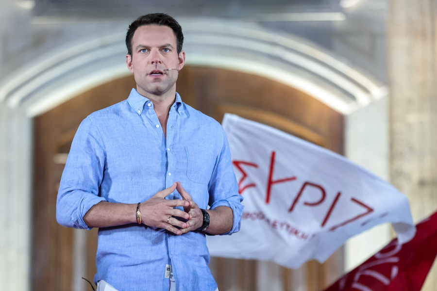 Η απάντηση Χατζηνικολάου σε Κασσελάκη για τα αστακοκάραβα