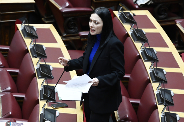 Νάντια Γιαννακοπούλου: Οι προϋποθέσεις για την άσκηση επαγγέλματος ψυχολόγου - ψυχοθεραπευτή