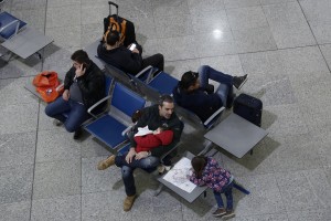 Αμείωτο συνεχίζεται το κύμα του brain drain