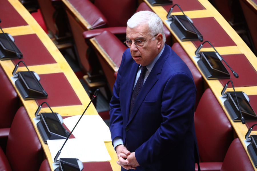 Σιμόπουλος για αγρότες: «Πρέπει να επέμβει η αστυνομία και να τελειώνει το κλείσιμο των δρόμων - Και με βία ακόμη»