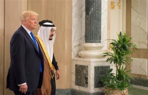 Εξοπλιστικά προγράμματα 110 δισ. δολαρίων συμφώνησαν ΗΠΑ - Σ.Αραβία