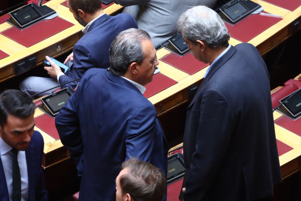 Θέμα Φάμελλου θέτουν Πολάκης, Παππάς, Δούρου - «Συναινετικό διαζύγιο» προέδρου με το επιτελείο του