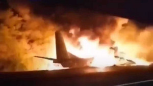 Ουκρανία: Συντριβή στρατιωτικού αεροσκάφους, τουλάχιστον 22 νεκροί (vids)