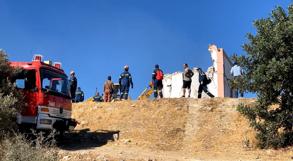 Πολύ ισχυρός σεισμός 5,8 ρίχτερ στην Κρήτη - Πληροφορίες για εγκλωβισμένους - Έπεσαν εκκλησίες, εκκενώθηκαν σχολεία «δεν το περιμέναμε» λέει ο Λέκκας (εικόνες, βίντεο)