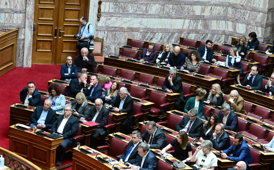 Κόμματα για τα... Παρατράγουδα!