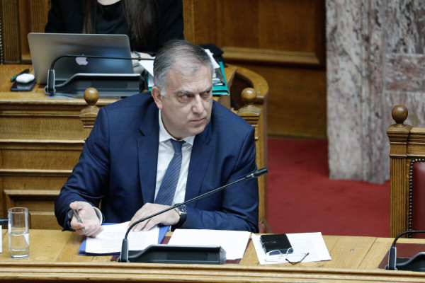 Οι άδειες ειδικού σκοπού θα ισχύουν για όσο διάστημα μένουν κλειστά τα σχολεία