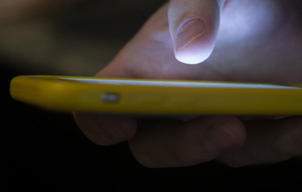 Έρευνα: TikTok και Instagram στοχοποιούν εφήβους με αναρτήσεις για αυτοκτονία και αυτοτραυματισμό